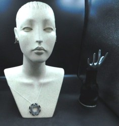 KAHANA GEMS BLACK CORAL AND MESH BROOCH, MATCHING CLIP EARRINGS SET